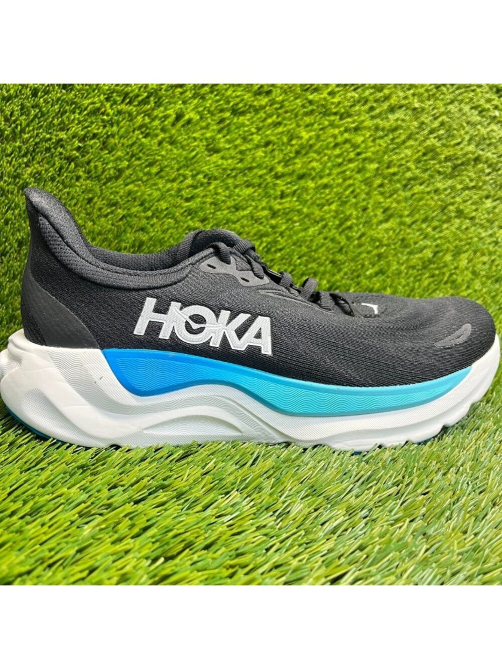 Hoka One One Arahi 8 Mens Size 8.5EE Black White Athletic Running Shoes Sneakers